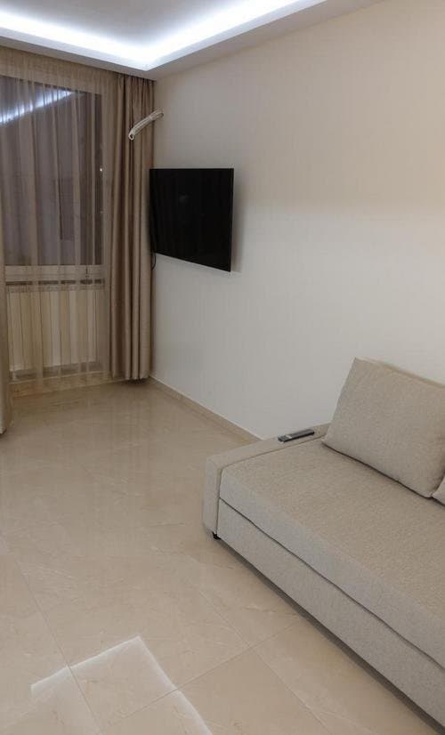 Three-room, 84 m², Photo 1