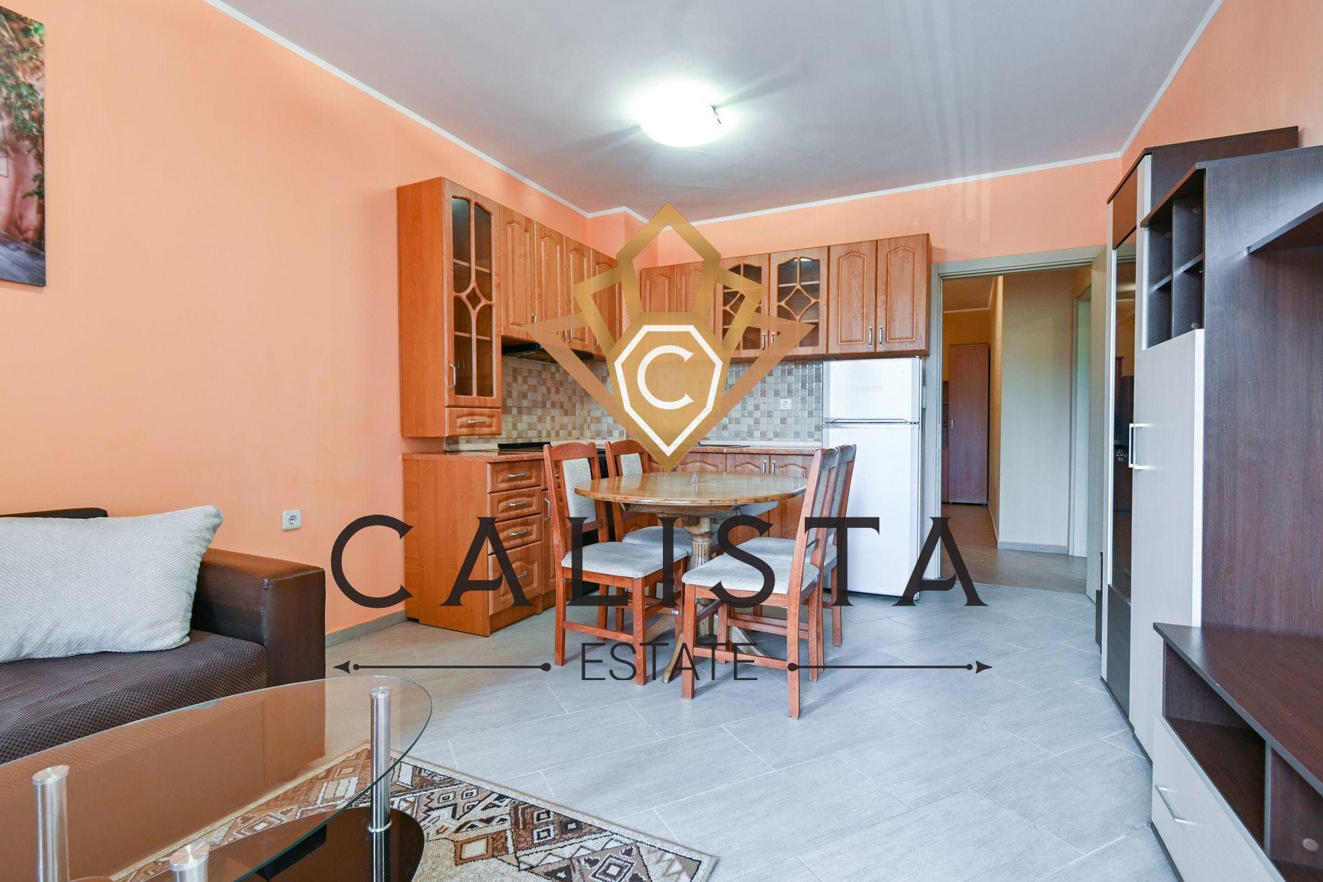 Three-room, 82 m², Photo 1