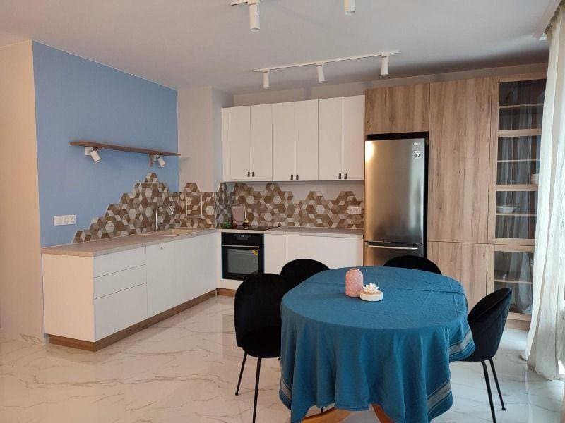 Three-room, 100 m², Photo 1