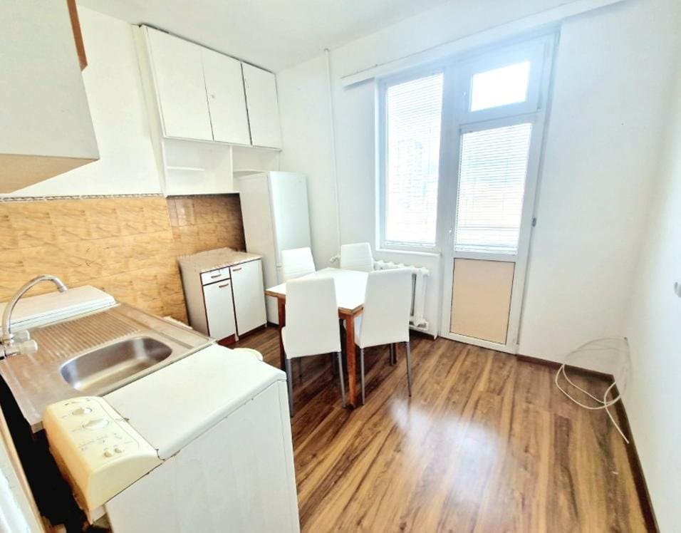 Multi-room, 75 m², Photo 1
