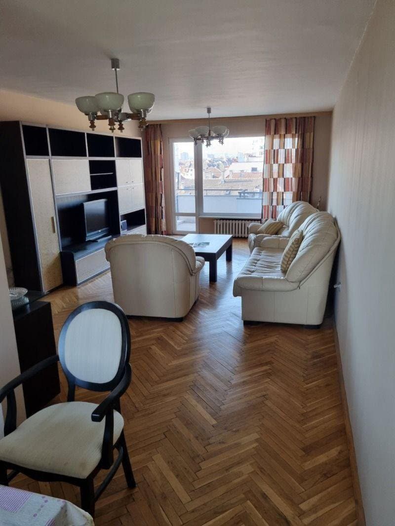 Three-room, 111 m², Photo 1