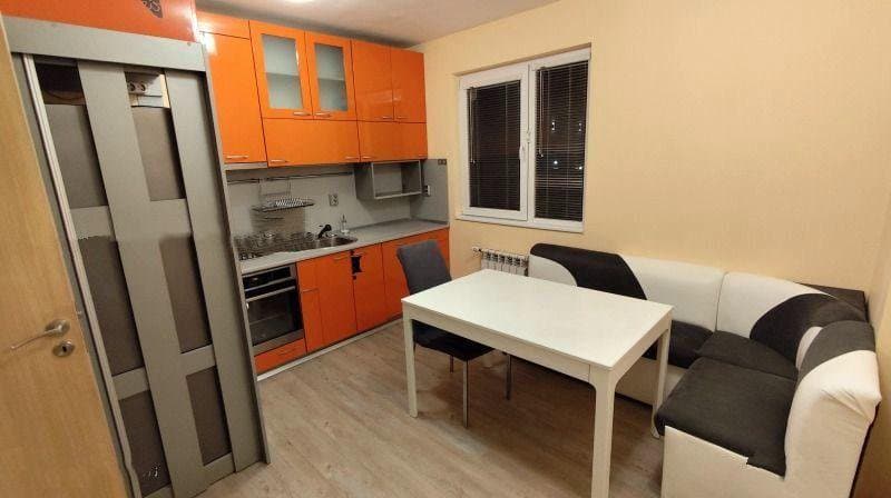 Three-room, 60 m², Photo 1