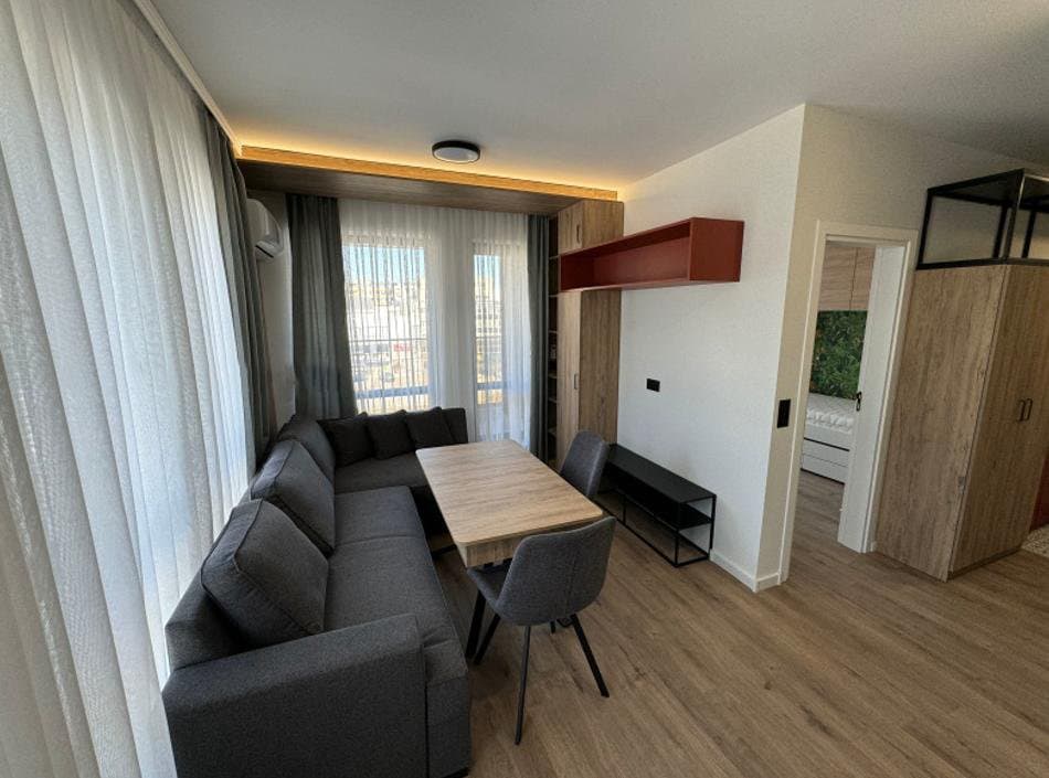 Three-room, 75 m², Photo 1
