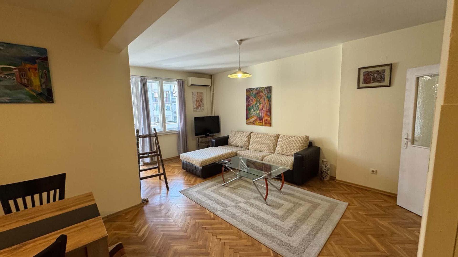Three-room, 100 m², Photo 1