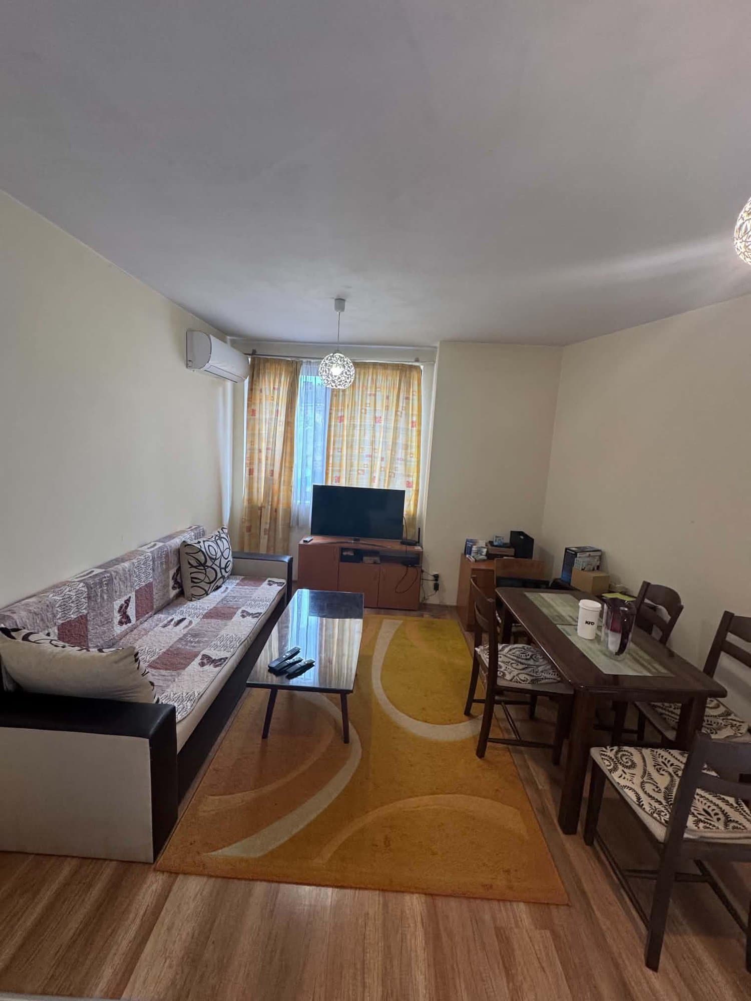 Three-room, 80 m², Photo 1