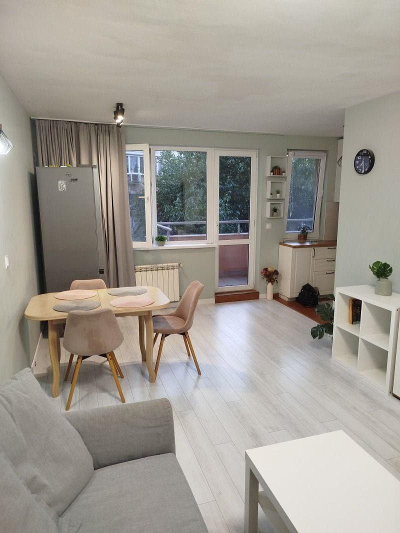 Three-room, 95 m², Photo 1