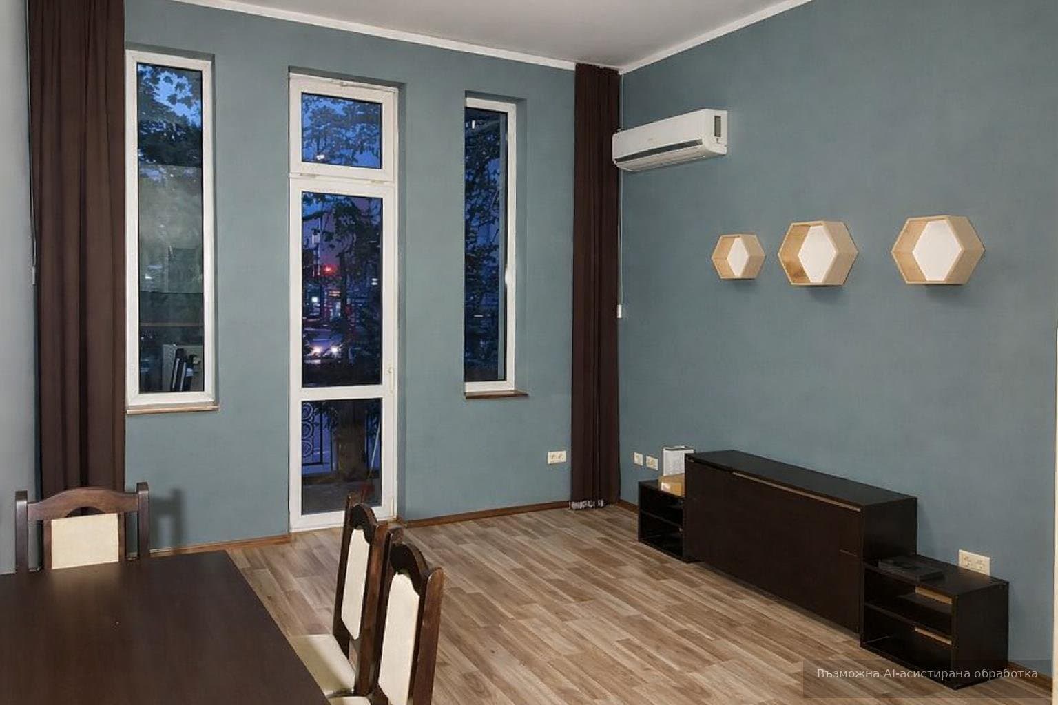 Three-room, 89 m², Photo 1