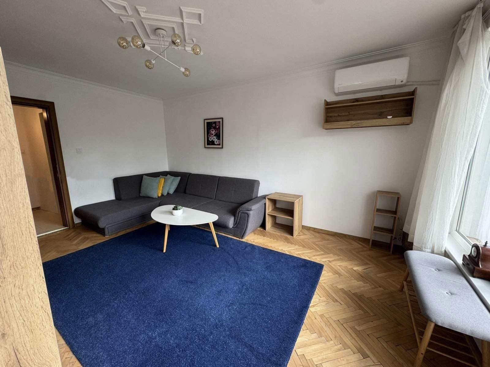 Three-room, 85 m², Photo 1